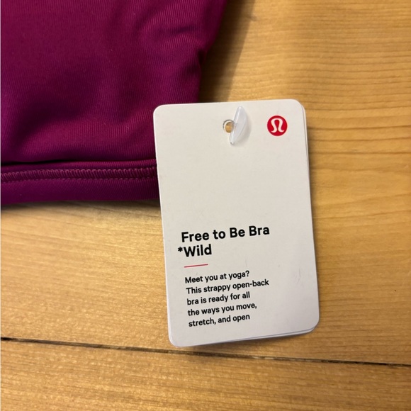 NWT Lululemon Sports Bra - “Free to Be Bra - Wild” Size 4 - Picture 4 of 6